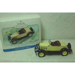 HALLMARK 1932 CHEVROLET STANDARD SPORTS ROADSTER #2 IN VINTAGE ROADSTERS SERIES